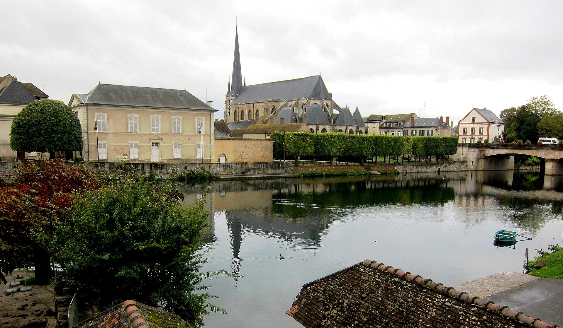 Ville de Nemours - Mistral VTC