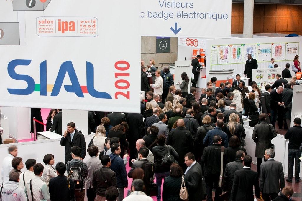 Entrée des visiteurs du SIAL Paris au parc des expositions de Paris Nord Villepinte