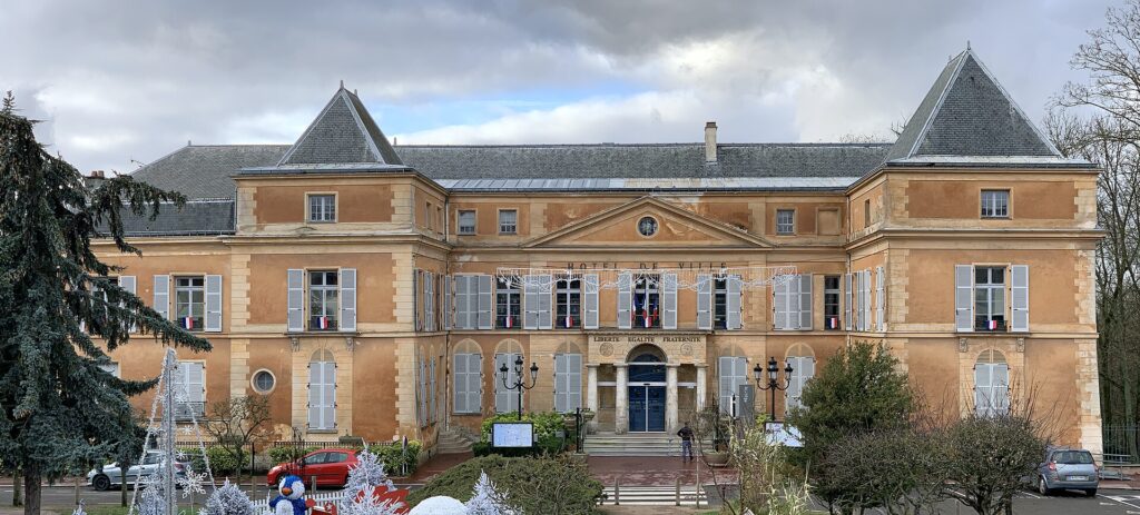 VTC Clichy-sous-Bois – Hôtel de ville de Clichy-sous-Bois.