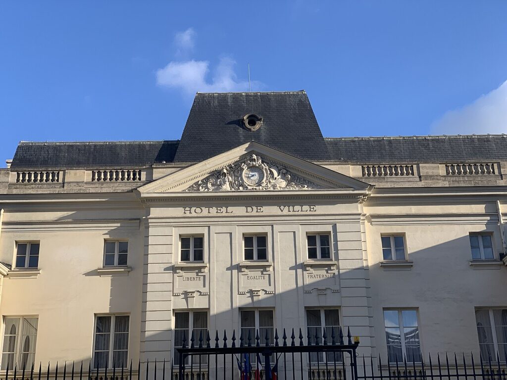 Hôtel de ville d'Issy-les-Moulineaux