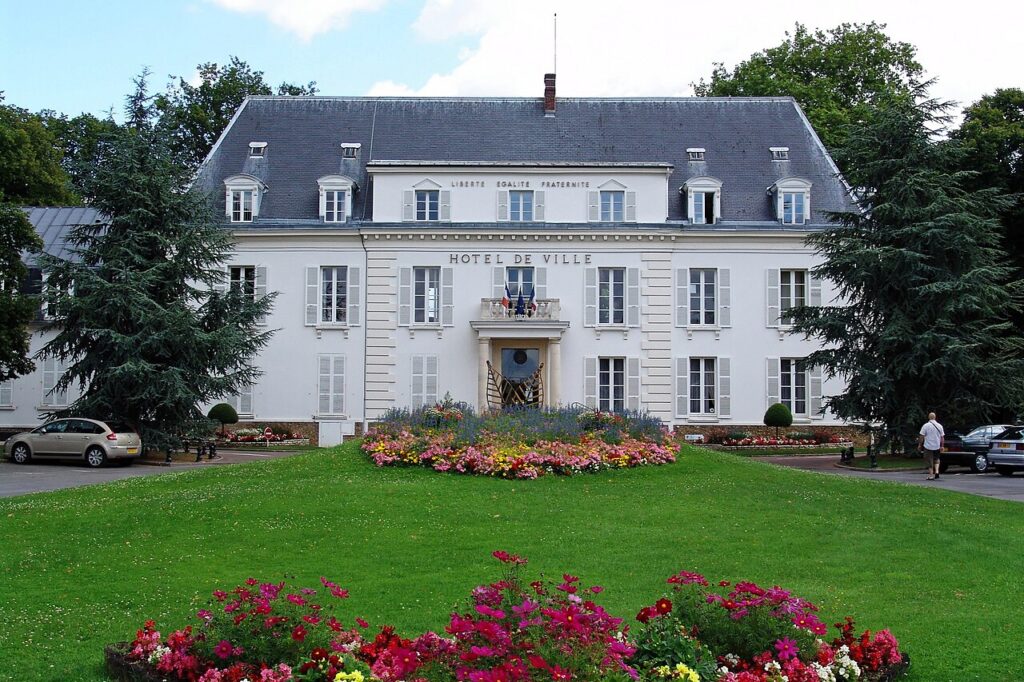 Hôtel de ville de Pontault-Combault (château de Combault)
