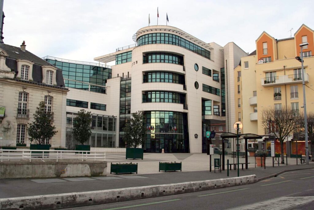VTC Sannois – Hôtel de ville de Sannois - Val-d'Oise (France)
